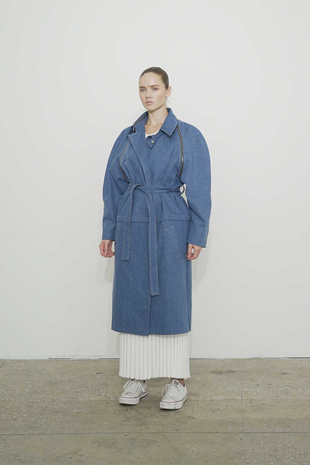 Trench Constructor 2022 denim with belt