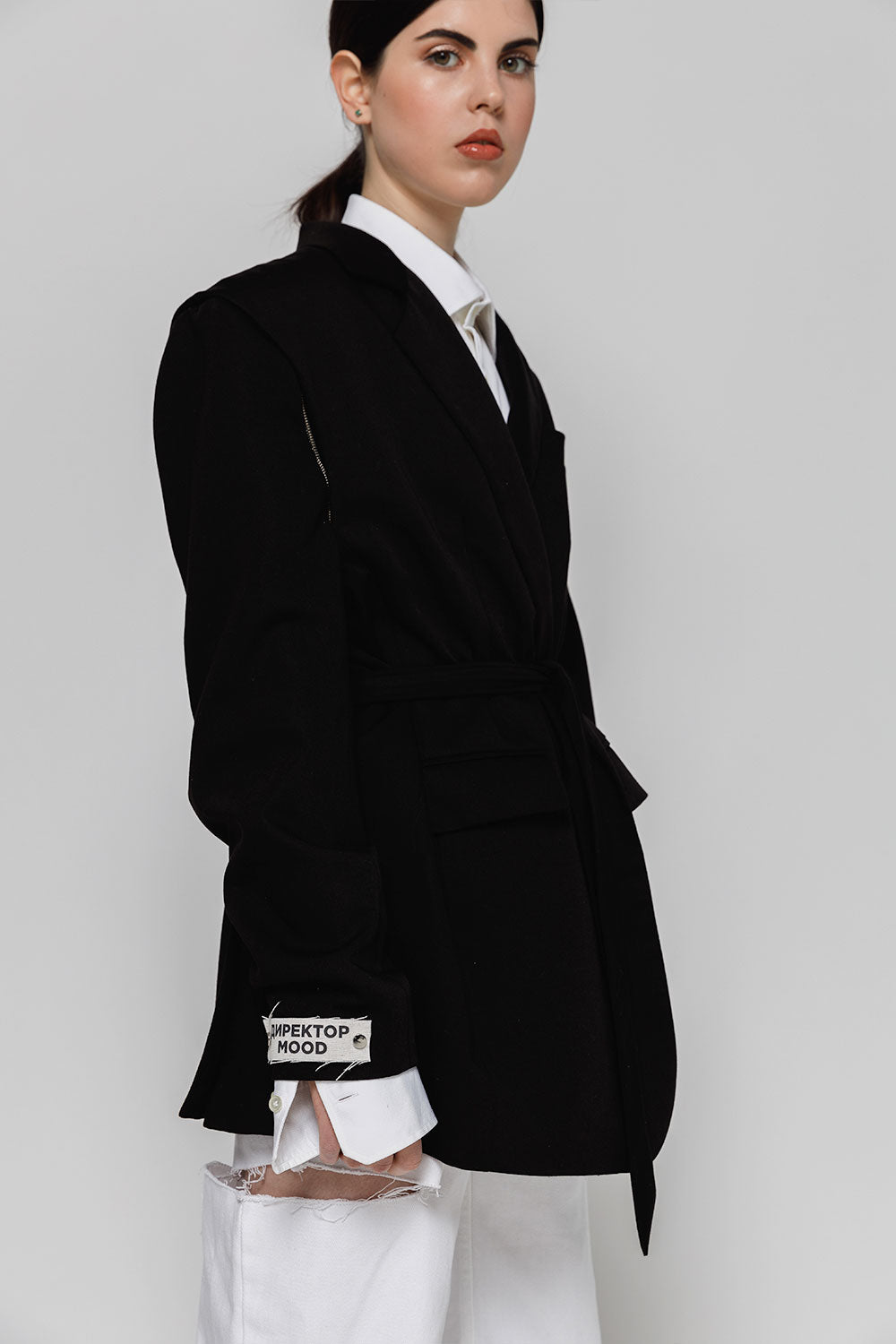 Crepe jacket-constructor in classical black side view